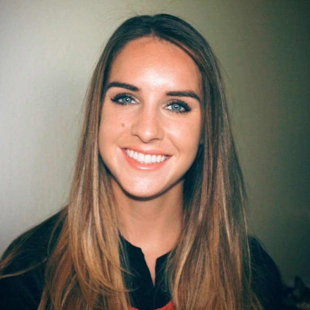 Meet your Posher, Mia